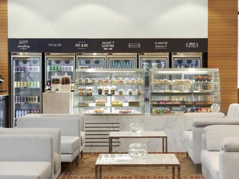 Hyatt Place Dubai Baniyas Square Exteriör bild