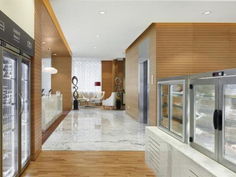 Hyatt Place Dubai Baniyas Square Exteriör bild
