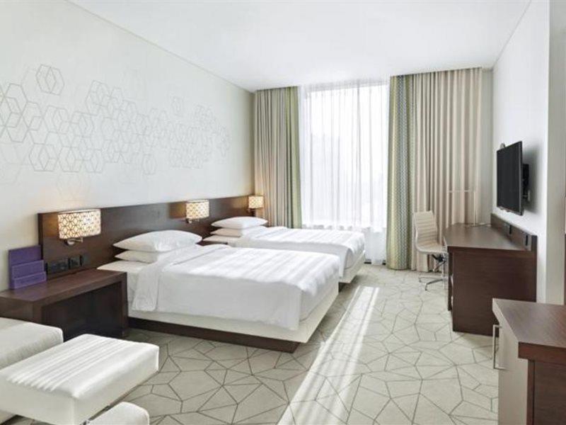 Hyatt Place Dubai Baniyas Square Exteriör bild