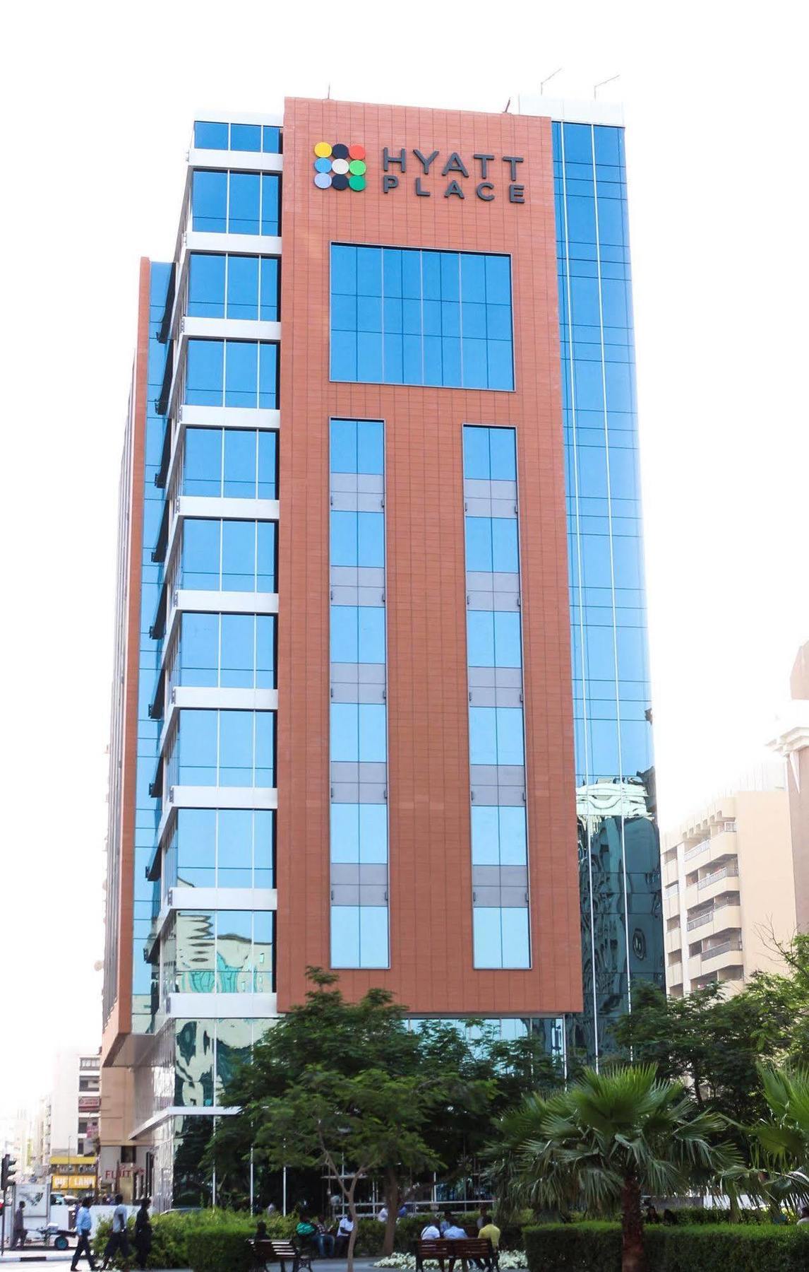 Hyatt Place Dubai Baniyas Square Exteriör bild